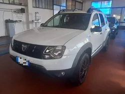 Bianco(met.) Usata 2017 Dacia Duster Ambiance SUV | 12.490 € (Buon prezzo)