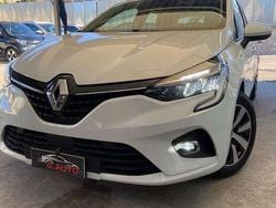 Other Usata 2021 Renault Clio V Initiale Paris Tre volumi | 9999 € (Super prezzo)