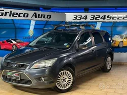 Blu/azzurro Usata 2010 Ford Focus Titanium Station wagon | 2490 € (Ottimo prezzo)