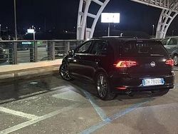 Nero Usata 2014 VW Golf VII R-line Tre volumi | 11.500 € (Buon prezzo)