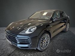 Nero Usata 2023 Porsche Cayenne Platinum Edition SUV | 90.000 € (Cara)