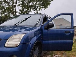 Blu Usata 2004 Suzuki Ignis Due volumi | 2000 € (Buon prezzo)