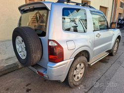 Grigio Usata 2004 Mitsubishi Pajero SUV | 7500 € (Ottimo prezzo)