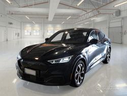 Nero Usata 2021 Ford Mustang Mach-E Extended Range SUV | 25.200 € (Super prezzo)