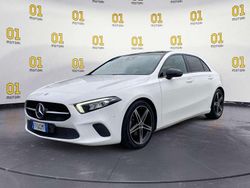 Bianco Usata 2018 Mercedes A180 Tre volumi | 19.990 € (Ottimo prezzo)
