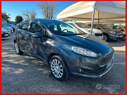 Grigio Usata 2014 Ford Fiesta Tre volumi | 4999 € (Ottimo prezzo)