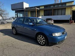 Other Usata 2001 Audi A3 Attraction Tre volumi | 2490 € (Buon prezzo)