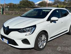 Bianco Usata 2022 Renault Clio V Business Tre volumi | 11.900 € (Buon prezzo)
