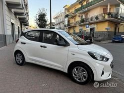 Bianco Usata 2021 Hyundai i10 Due volumi | 9499 € (Buon prezzo)
