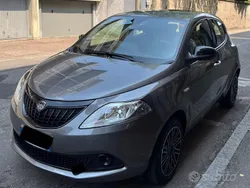Grigio Usata 2024 Lancia Ypsilon S Due volumi | 13.500 € (Buon prezzo)