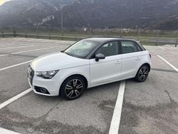 Bianco Usata 2012 Audi A1 S-Line Tre volumi | 8000 € (Buon prezzo)