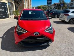 Rosso Usata 2020 Toyota Aygo Connect Style Due volumi | 12.500 € (Buon prezzo)