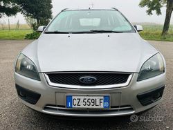 Grigio Usata 2007 Ford Focus S Station wagon | 600 € (Ottimo prezzo)