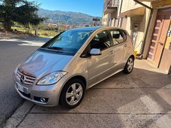 Usata 2011 Mercedes A180 Tre volumi | 4999 €