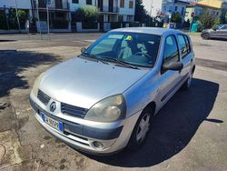 Argento Usata 2005 Renault Clio II Authentique Tre volumi | 1300 € (Ottimo prezzo)