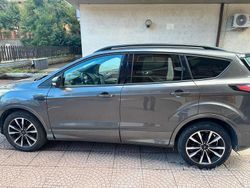 Usata 2017 Ford Kuga ST-Line SUV | 13.000 € (Ottimo prezzo)