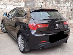 Nero Usata 2012 Alfa Romeo Giulietta Due volumi | 8500 € (Molto cara)