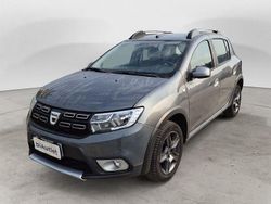 Grigio Usata 2017 Dacia Sandero Stepway Due volumi | 9990 € (Buon prezzo)