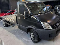 Nero Usata 2009 Iveco Daily Due volumi | 22.500 €