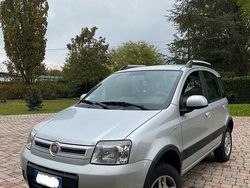 Usata 2011 Fiat Panda 4x4 Due volumi | 7000 €