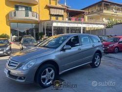 Nero Usata 2008 Mercedes R320 Monovolume | 11.000 € (Buon prezzo)