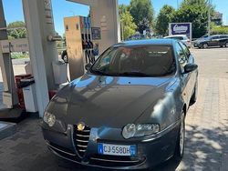 Usata 2006 Alfa Romeo 147 Due volumi | 2000 € (Cara)
