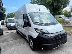 Bianco Nuova 2025 Peugeot Boxer Furgone | 27.990 €