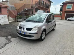 Usata 2008 Renault Modus Luxe Monovolume | 2699 € (Buon prezzo)