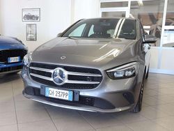 Grigio montagna Usata 2021 Mercedes B180 Business Monovolume | 24.800 € (Buon prezzo)