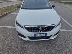 Bianco Usata 2018 Peugeot 308 Tre volumi | 11.000 € (Buon prezzo)