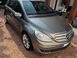 Grigio Usata 2008 Mercedes B150 Monovolume | 5100 € (Buon prezzo)