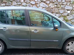 Usata 2005 Renault Modus Monovolume | 1800 € (Buon prezzo)