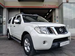 Bianco Usata 2012 Nissan Navara Pick-up | 15.500 € (Cara)