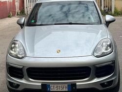 Usata 2015 Porsche Cayenne S SUV | 28.000 €