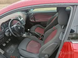 Rosso Usata 2010 Alfa Romeo MiTo Quadrifoglio Verde Due volumi | 5000 € (Ottimo prezzo)