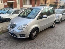 Grigio Usata 2010 Lancia Musa Monovolume | 5500 € (Buon prezzo)