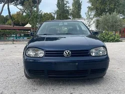 Usata 2002 VW Golf IV Highline Tre volumi | 4500 € (Molto cara)