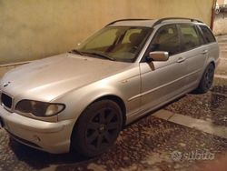 Grigio Usata 2003 BMW 320 Station wagon | 1200 €