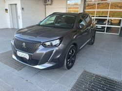 Grigio Usata 2021 Peugeot 2008 Active SUV | 13.690 € (Buon prezzo)