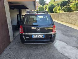 Usata 2006 Opel Zafira Cosmo Monovolume | 2500 € (Buon prezzo)
