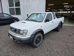 Bianco pastello Usata 1999 Nissan King Pick-up | 10.000 €