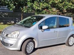 Usata 2011 Renault Modus Night&Day Monovolume | 3600 € (Buon prezzo)