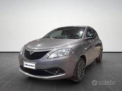 Grigio moda Usata 2021 Lancia Ypsilon S Due volumi | 12.500 € (Cara)