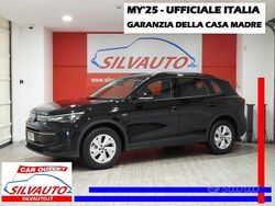 Urano grey Usata 2024 VW Tiguan Life SUV | 34.300 € (Cara)