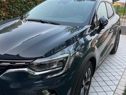 Usata 2023 Renault Captur SUV | 21.000 € (Cara)