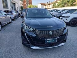 Nero Usata 2022 Peugeot 2008 Allure SUV | 17.950 € (Buon prezzo)