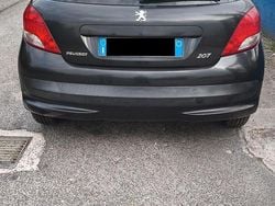 Nero Usata 2010 Peugeot 207 Due volumi | 2500 € (Buon prezzo)