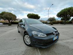 Grigio Usata 2016 VW Golf VII Trendline Tre volumi | 10.990 € (Buon prezzo)