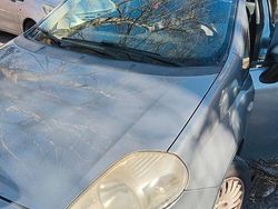 Grigio Usata 2008 Fiat Grande Punto Due volumi | 3000 € (Buon prezzo)