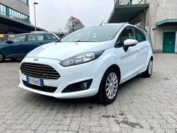 Bianco Usata 2016 Ford Fiesta Titanium Tre volumi | 6900 € (Buon prezzo)